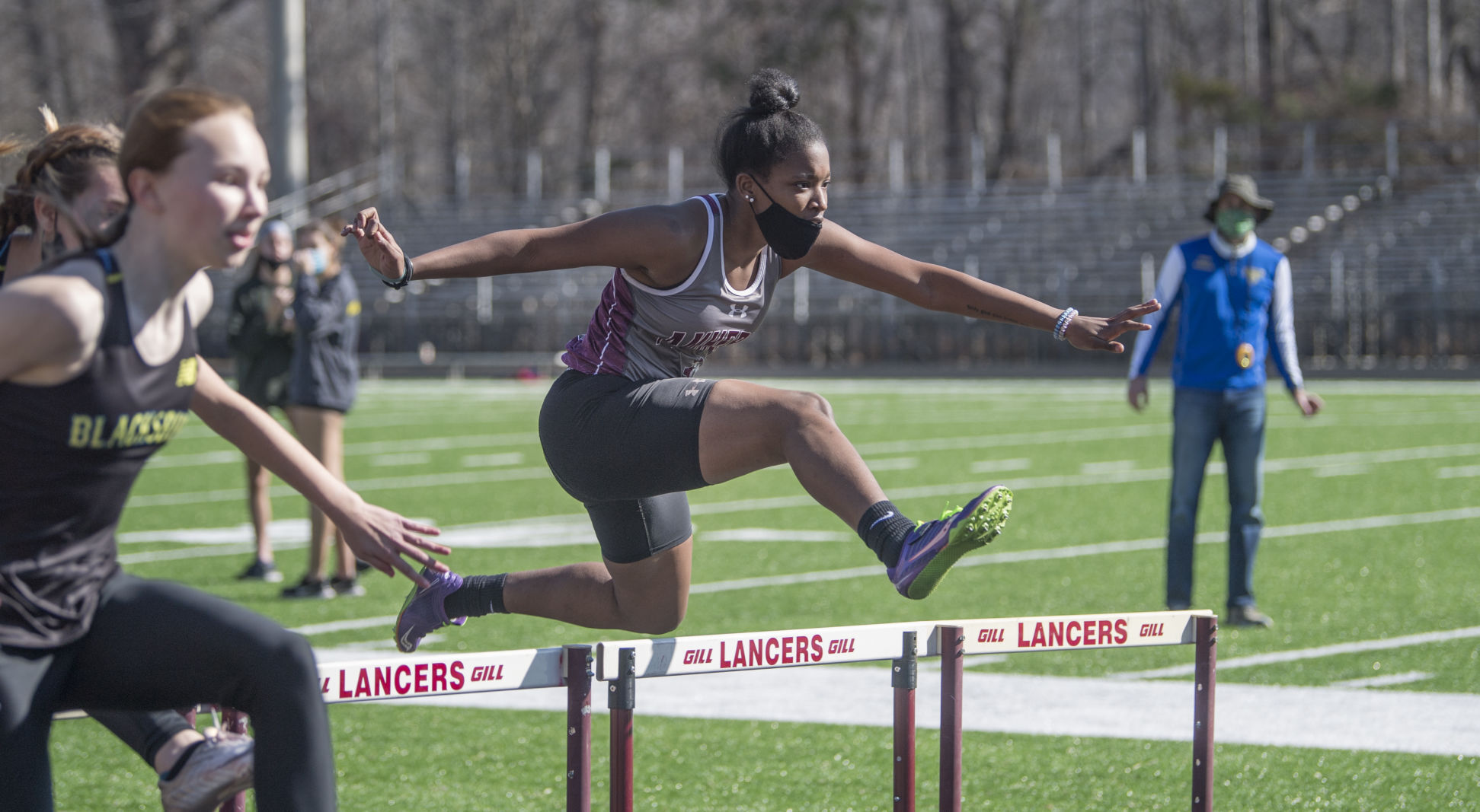 20210218_amh_sports_track_p7